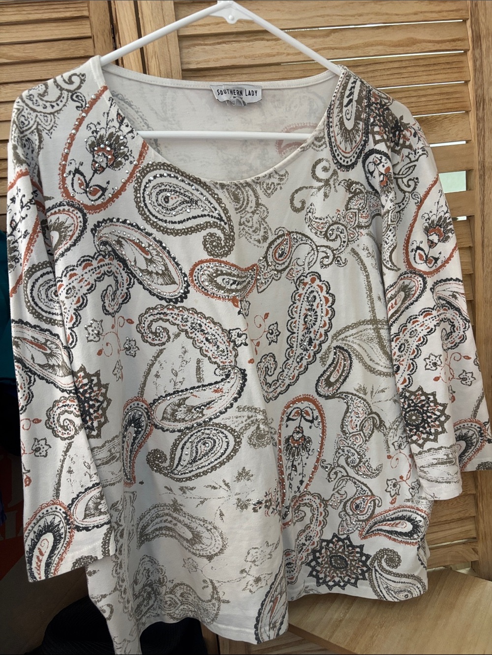 Southern Lady Cream Paisley Long Sleeve Tee with Orange Accents Petite Medium